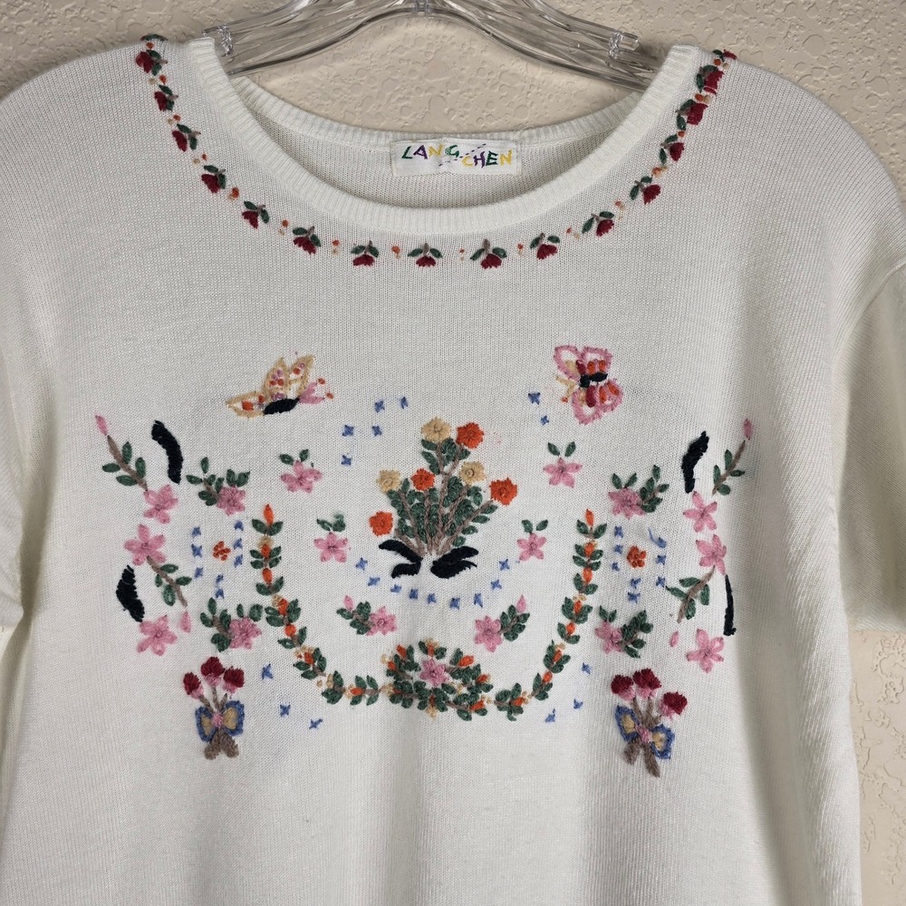 Lang-Chen Vintage Floral Embroidered Short Sleeve Knit‎ Sweater - "Size Free" - Picture 3 of 8